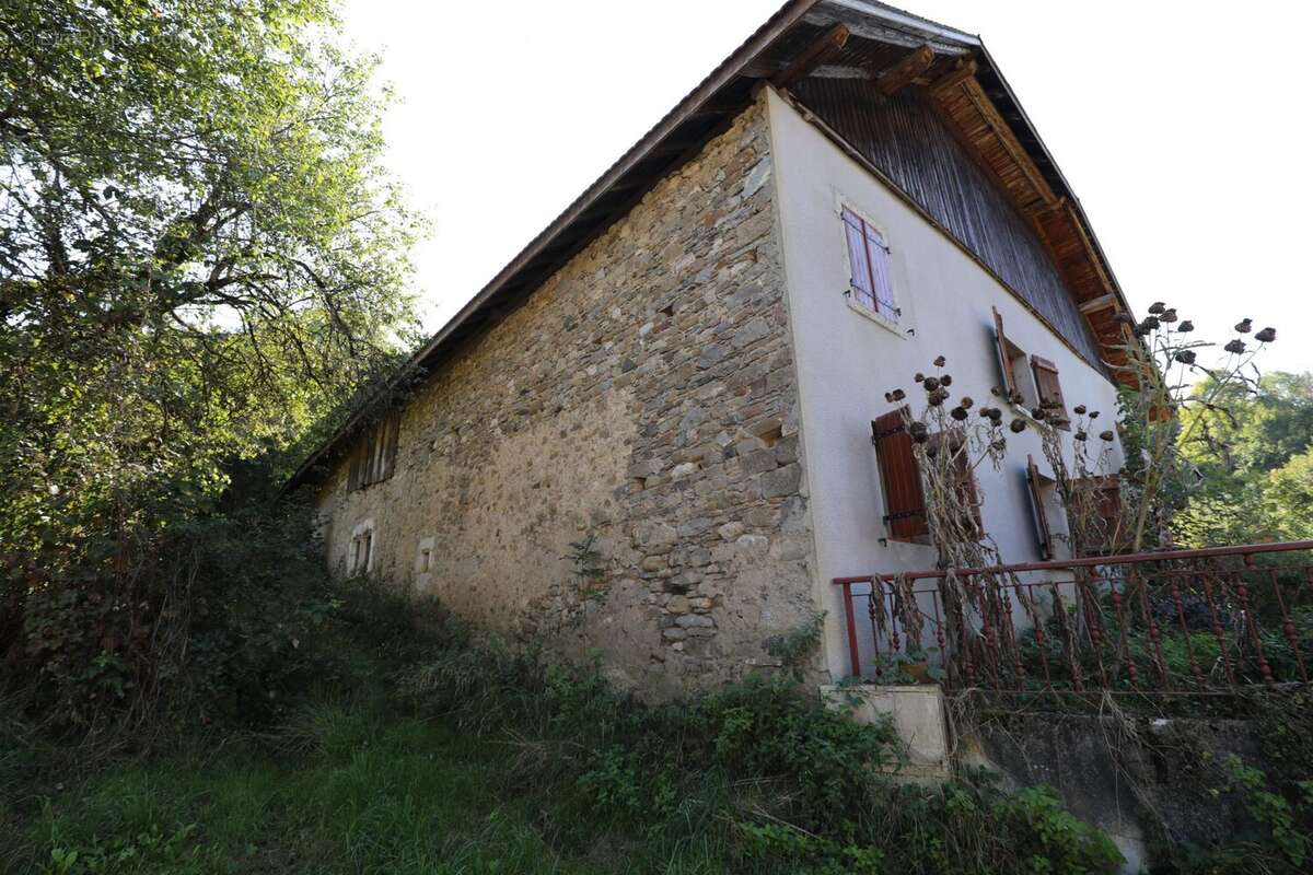 Maison à MENTHONNEX-EN-BORNES