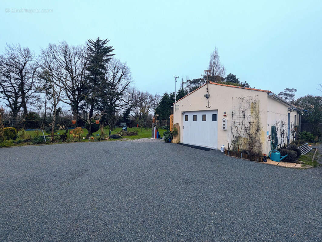 Maison à LA CHAPELLE-HERMIER