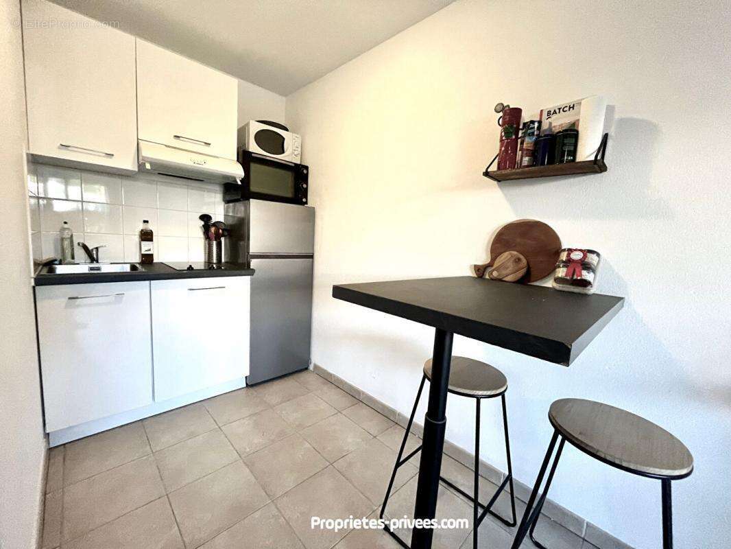 Appartement à ROQUEBRUNE-SUR-ARGENS