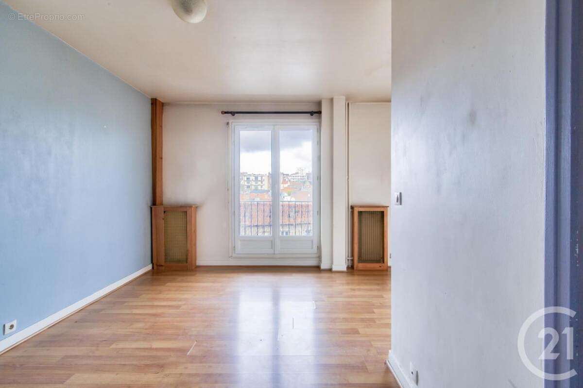 Appartement à FONTENAY-SOUS-BOIS