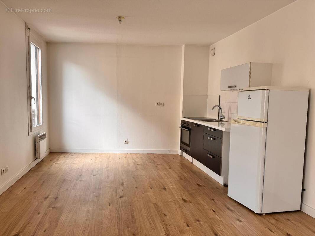   - Appartement à VILLEURBANNE