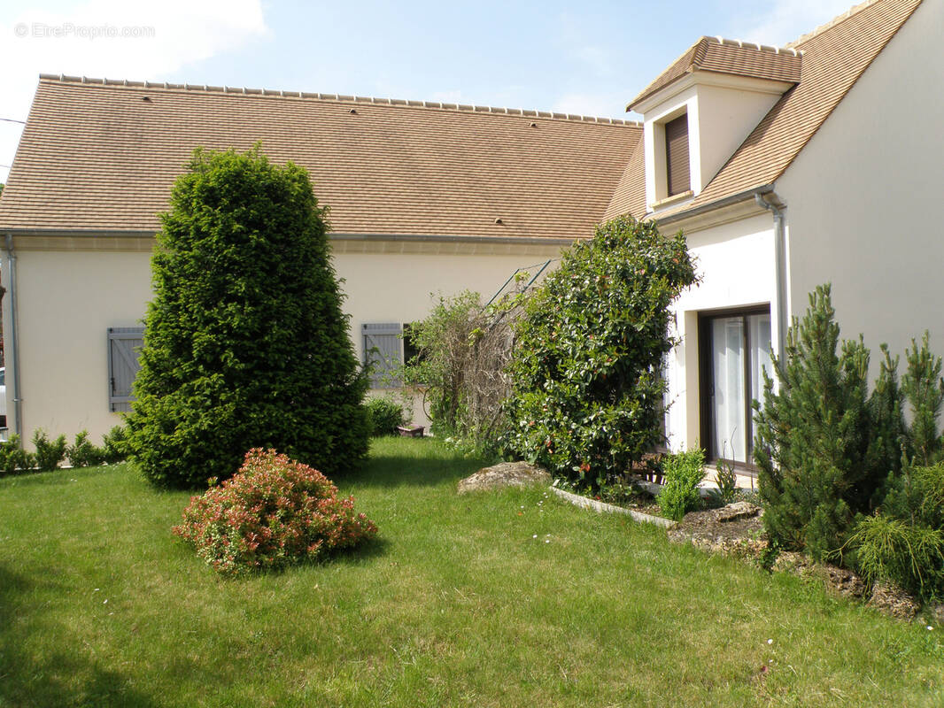 Maison à SAINT-REMY-LES-CHEVREUSE