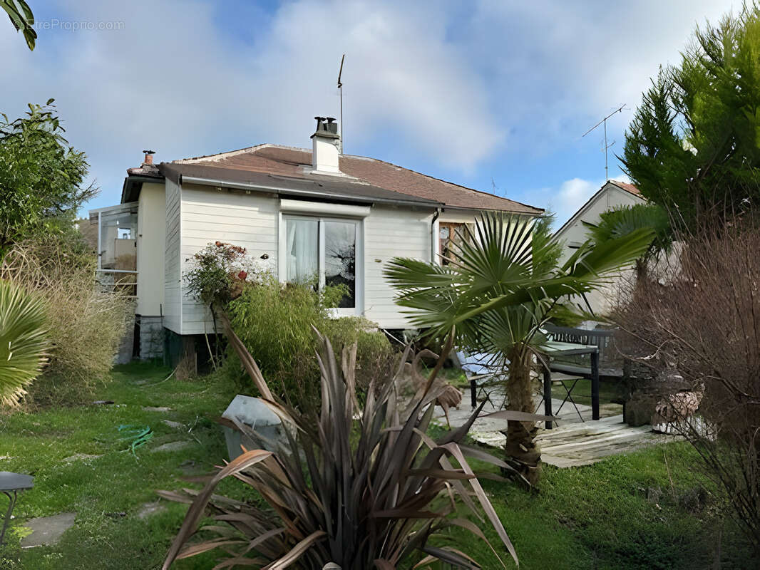 Maison à MAINTENON