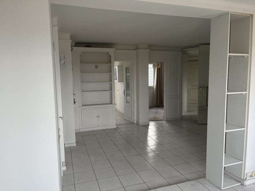 Appartement à MARSEILLE-8E