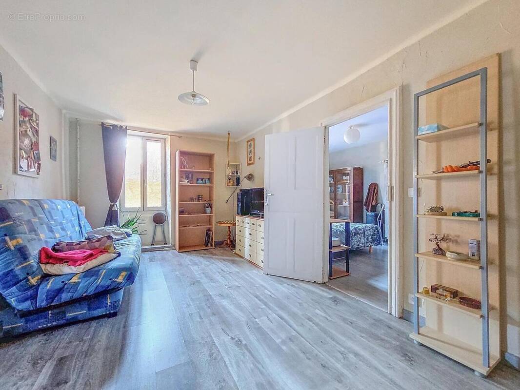 Photo 1 - Appartement à SAINT-ETIENNE-ESTRECHOUX