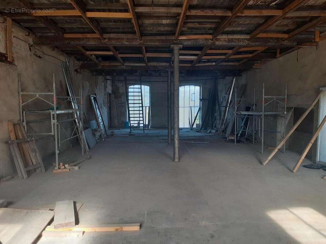 Photo 2 - Appartement à BAUGE