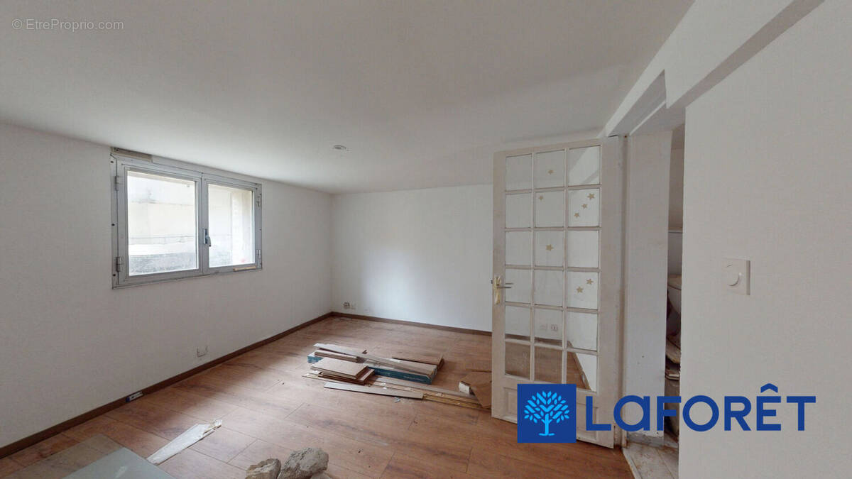 Appartement à LIMEIL-BREVANNES