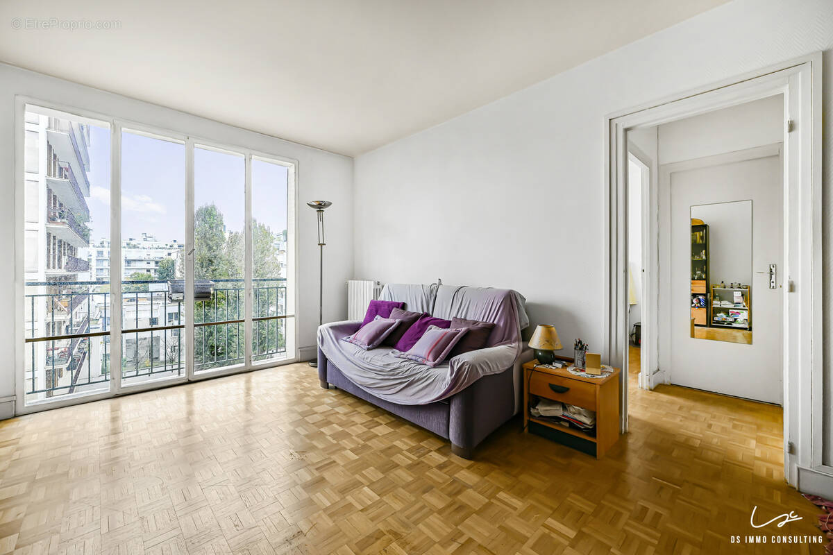 Appartement à PARIS-20E