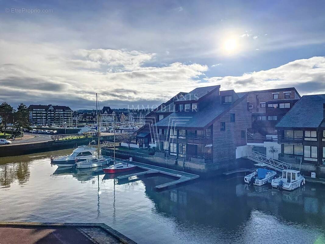 Appartement à DEAUVILLE