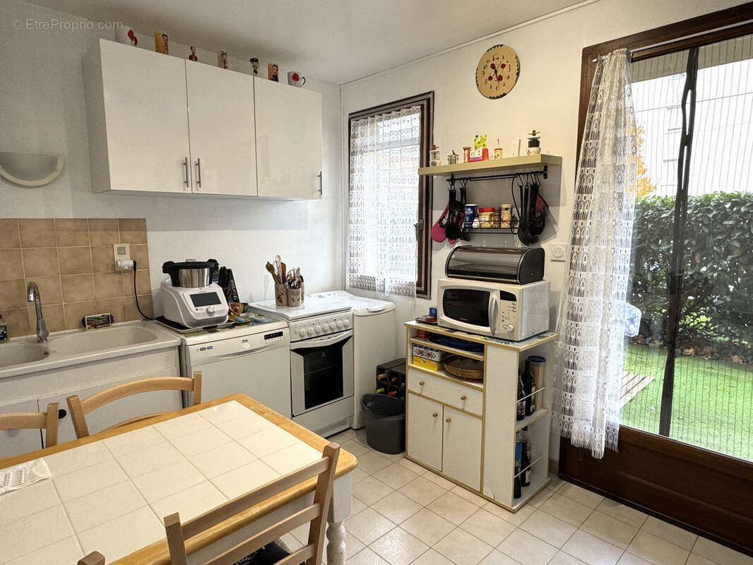 Appartement à CRAPONNE