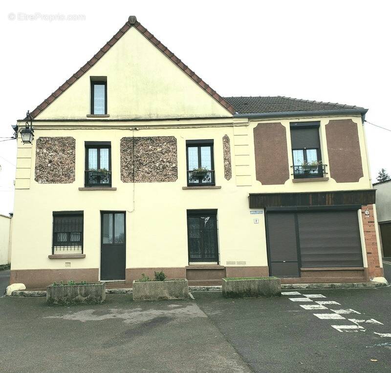 Appartement à LIMEIL-BREVANNES