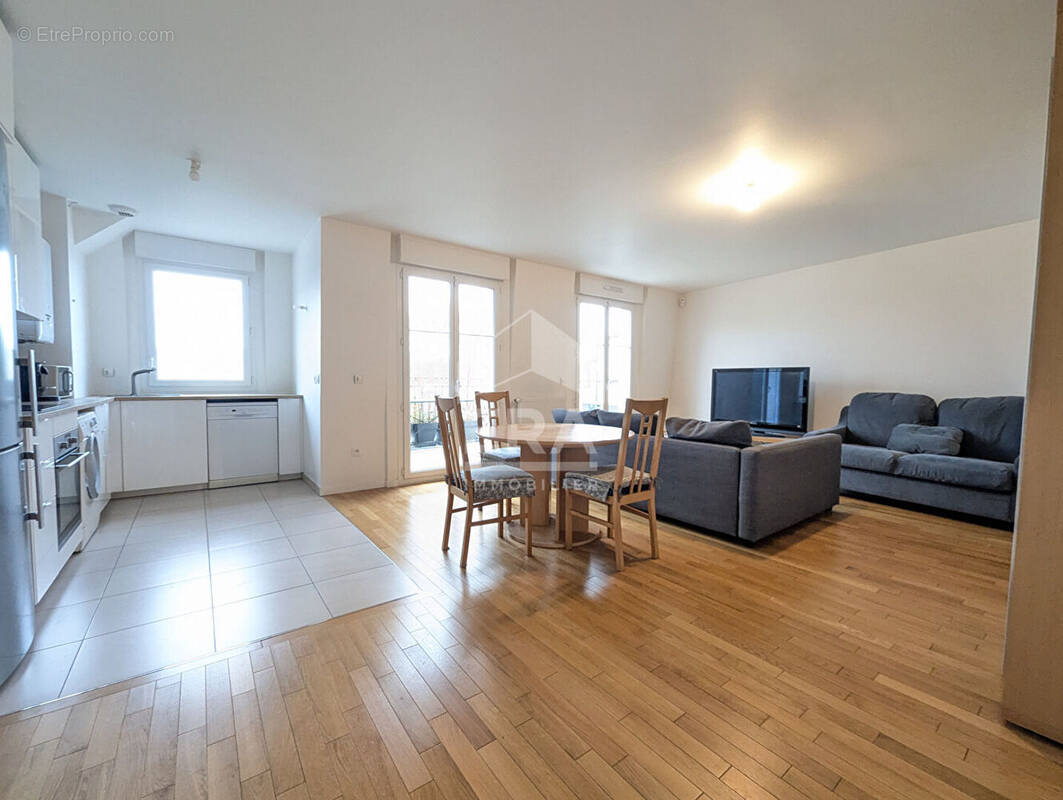 Appartement à FONTENAY-SOUS-BOIS