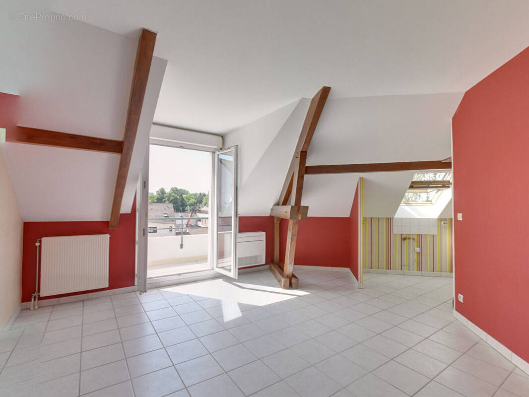 Appartement à ROISSY-EN-BRIE