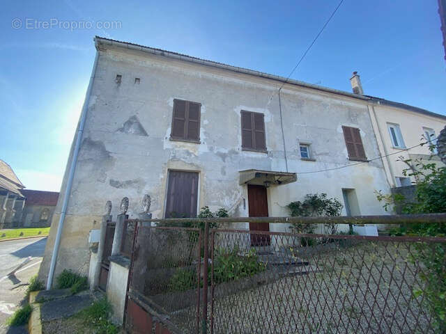 Maison à NANTEUIL-LES-MEAUX