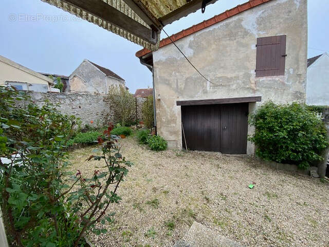 Maison à NANTEUIL-LES-MEAUX