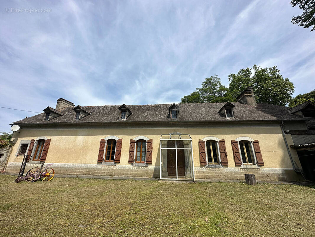 Maison à TARBES