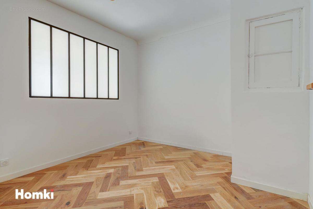 Appartement à MARSEILLE-7E