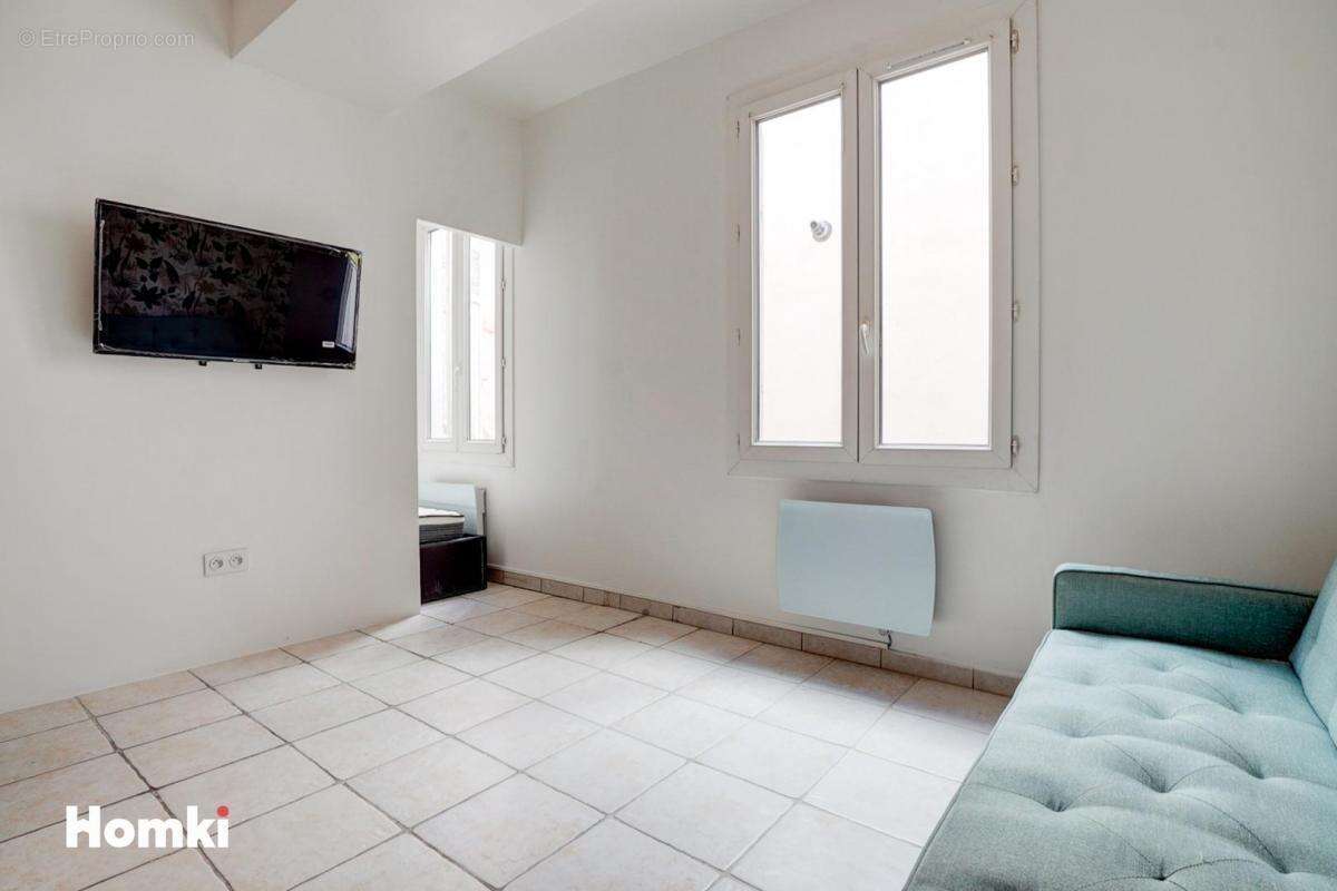 Appartement à MARSEILLE-3E