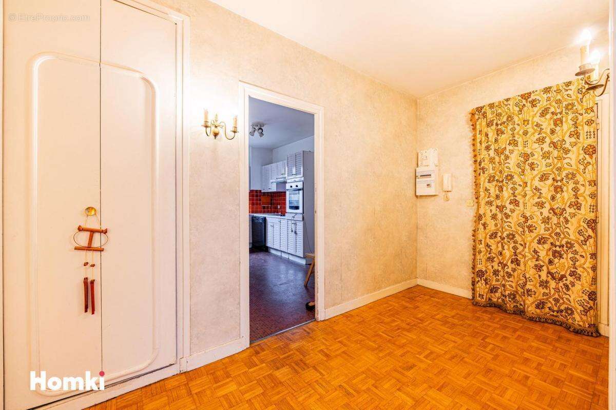 Appartement à ASNIERES-SUR-SEINE