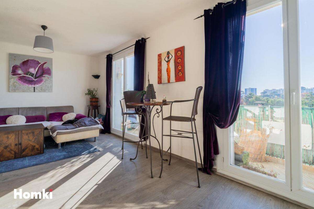 Appartement à MARSEILLE-13E