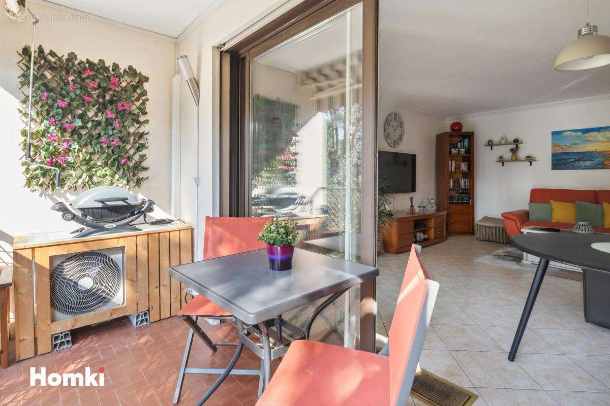 Appartement à FREJUS