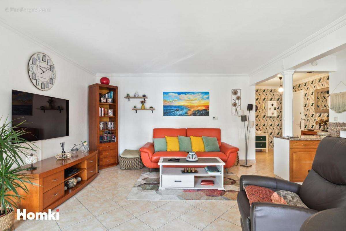 Appartement à FREJUS