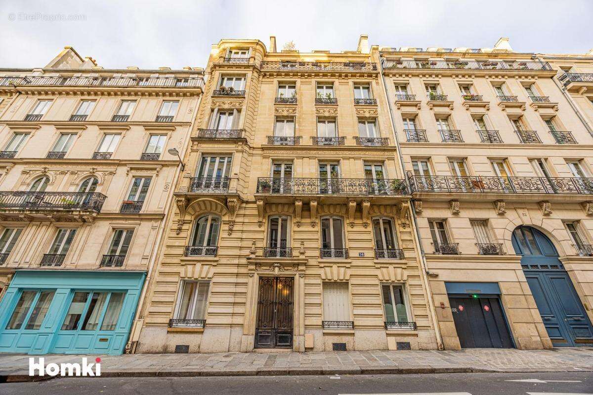 Appartement à PARIS-9E