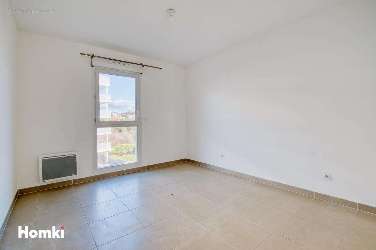 Appartement à MARSEILLE-12E