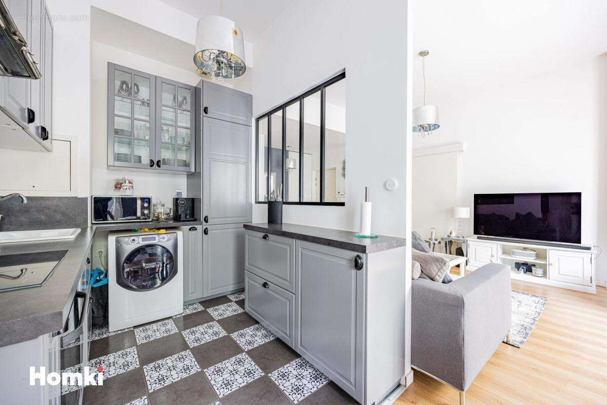 Appartement à GENNEVILLIERS