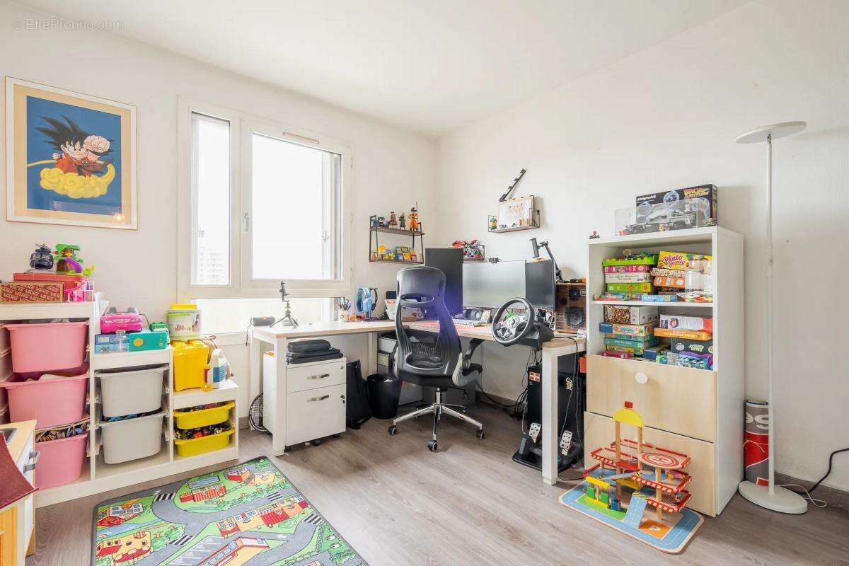 Appartement à ASNIERES-SUR-SEINE