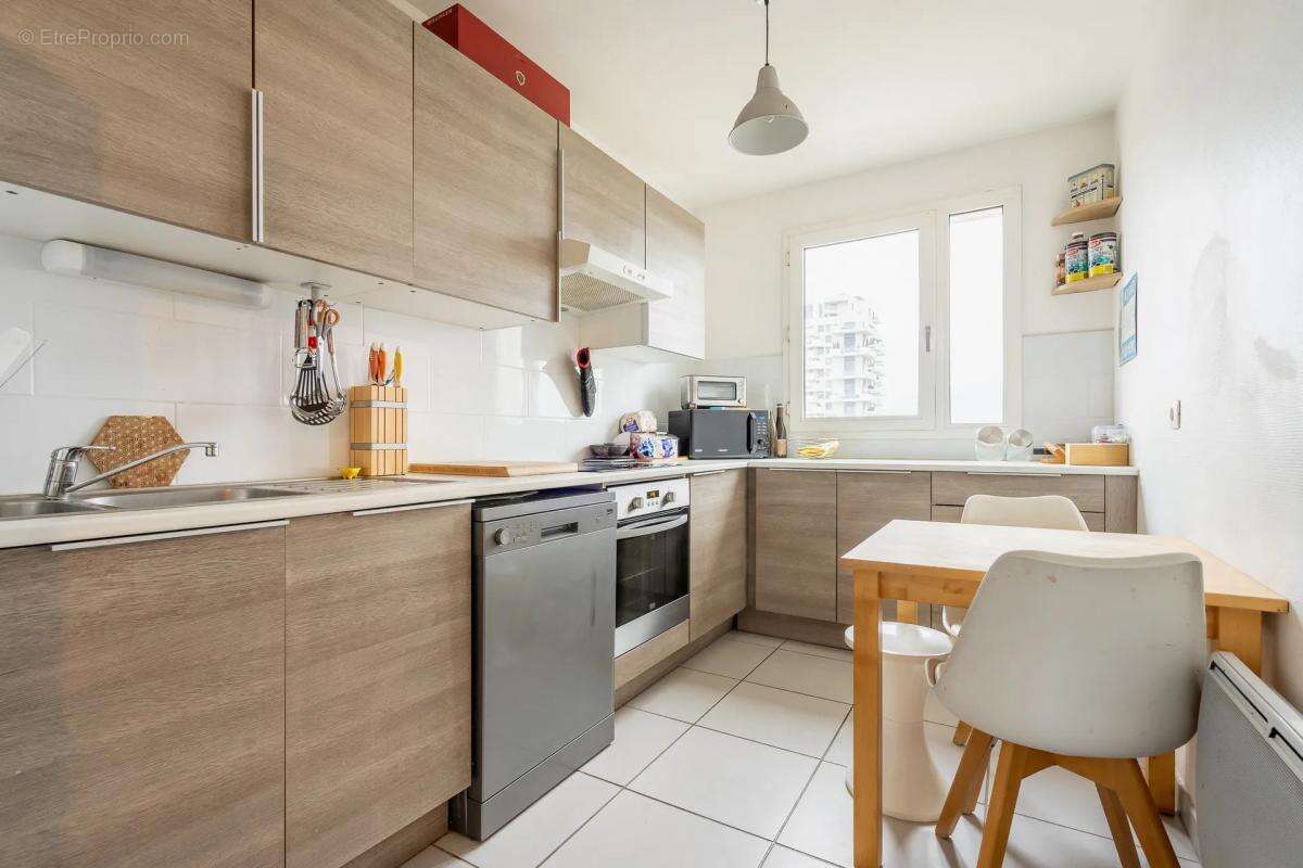 Appartement à ASNIERES-SUR-SEINE