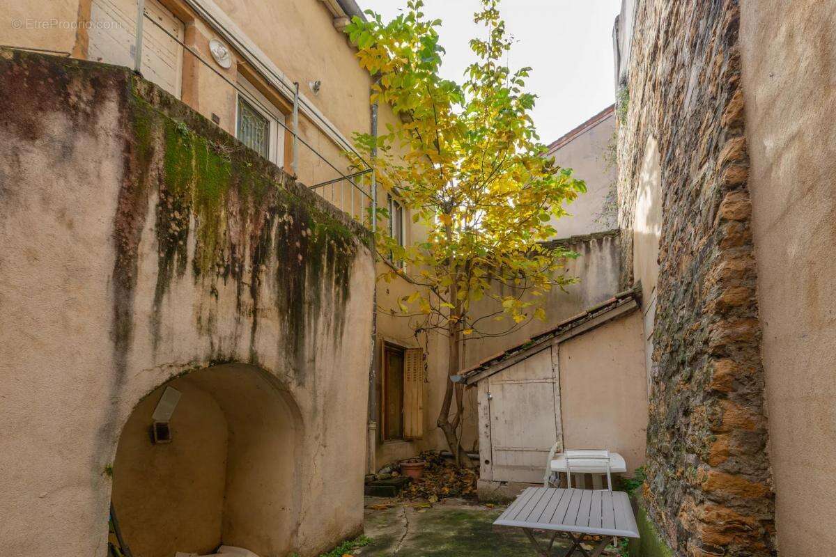 Appartement à LYON-5E