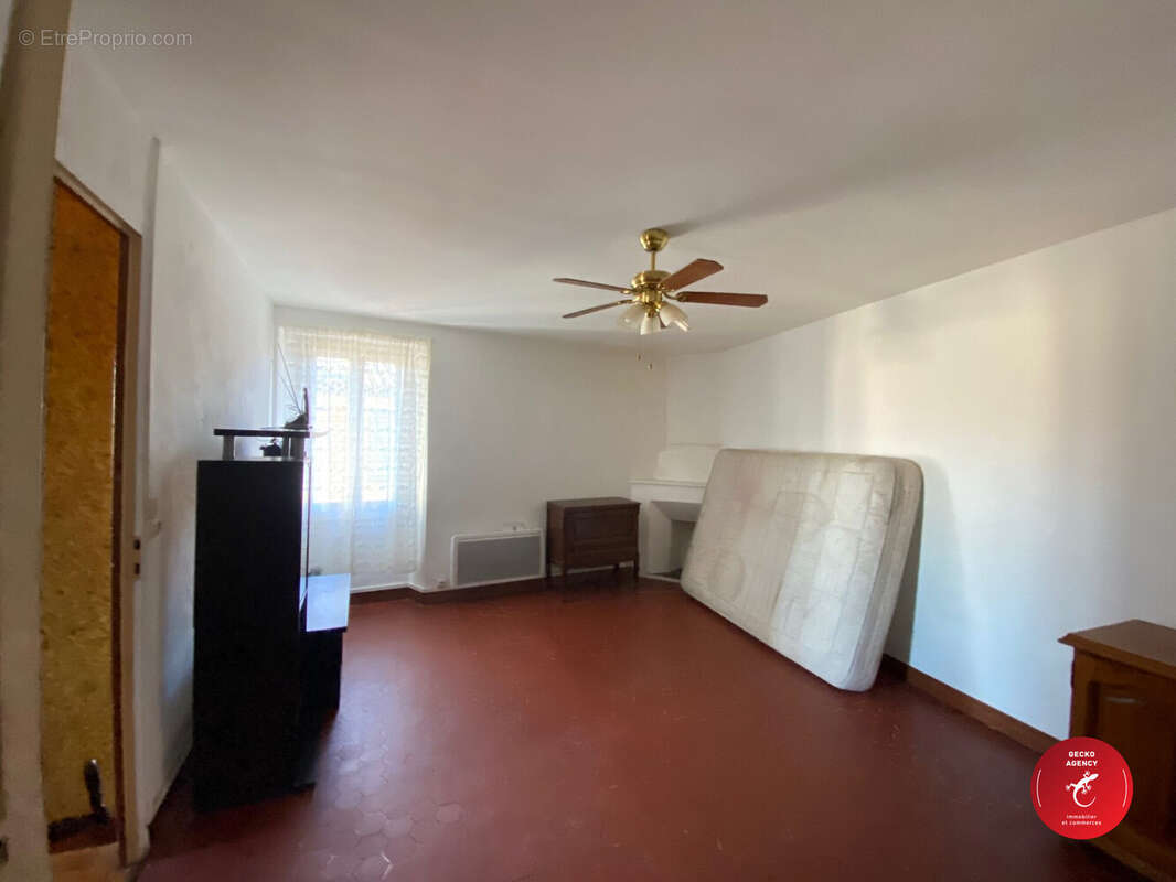 Appartement à LE MUY