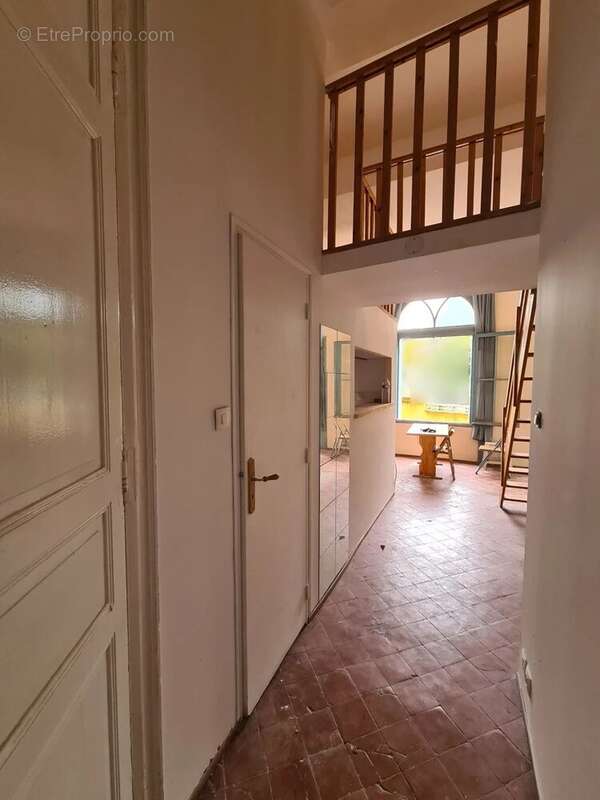 Appartement à LEZIGNAN-CORBIERES