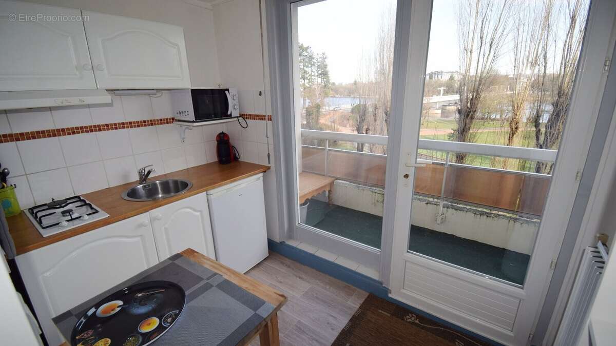 Appartement à BELLERIVE-SUR-ALLIER