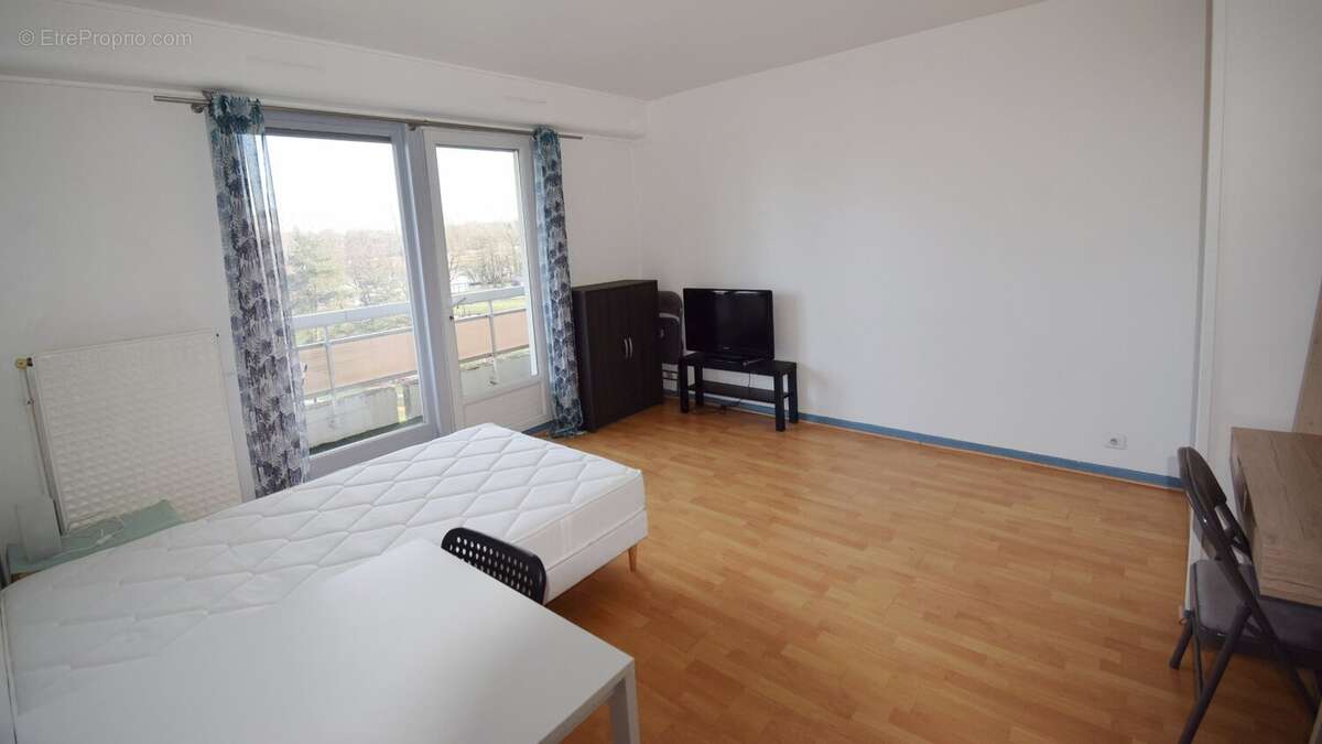 Appartement à BELLERIVE-SUR-ALLIER