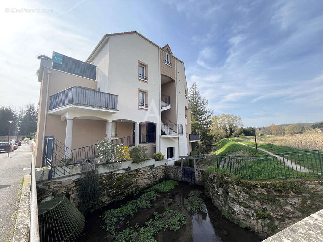 Appartement à DOURDAN