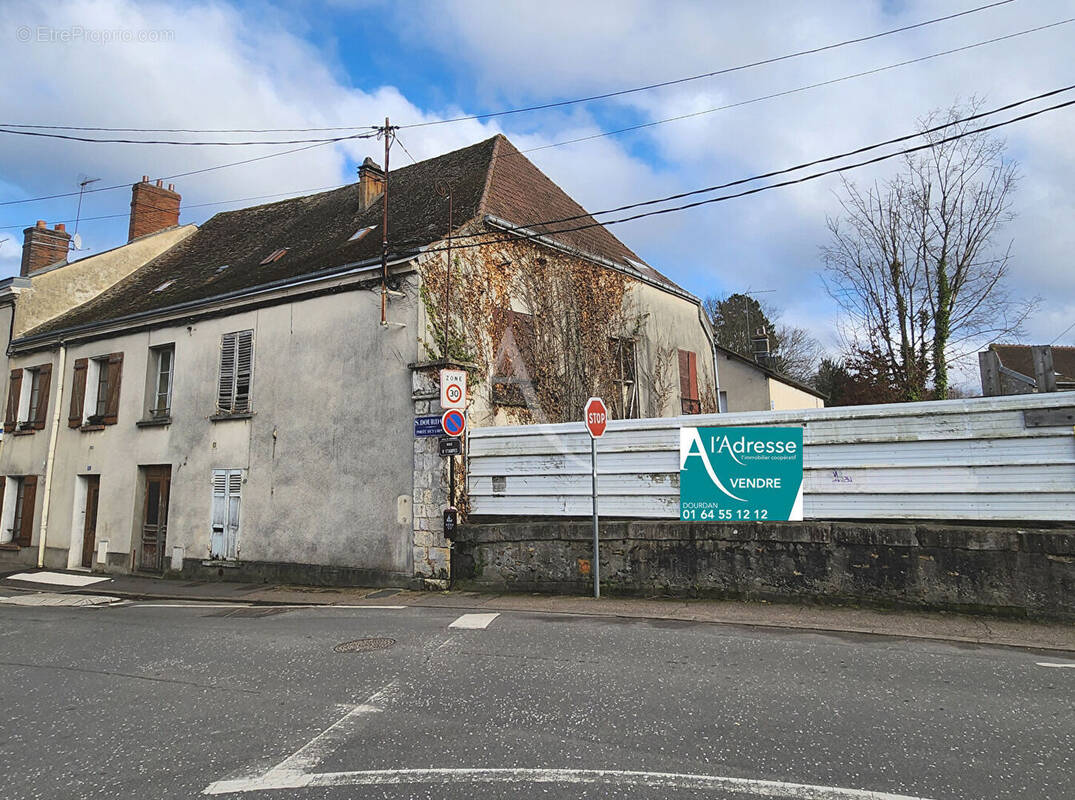 Maison à DOURDAN