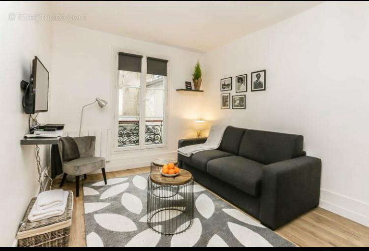 Appartement à PARIS-10E