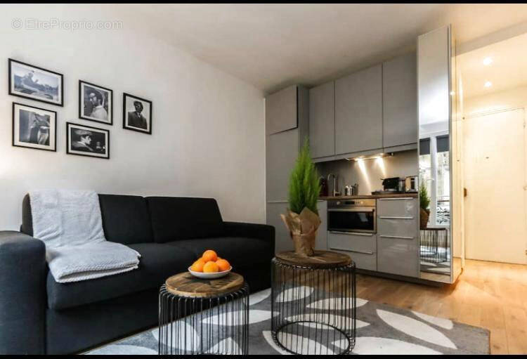 Appartement à PARIS-10E