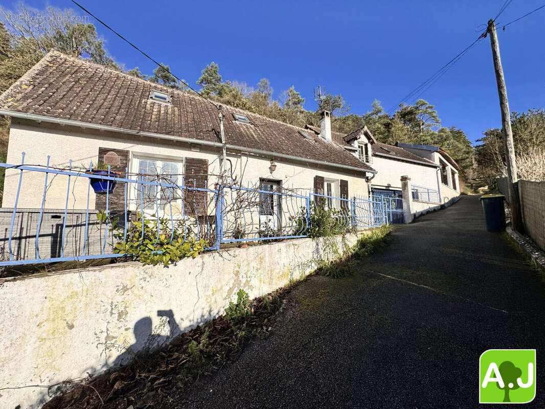 Maison à EZY-SUR-EURE