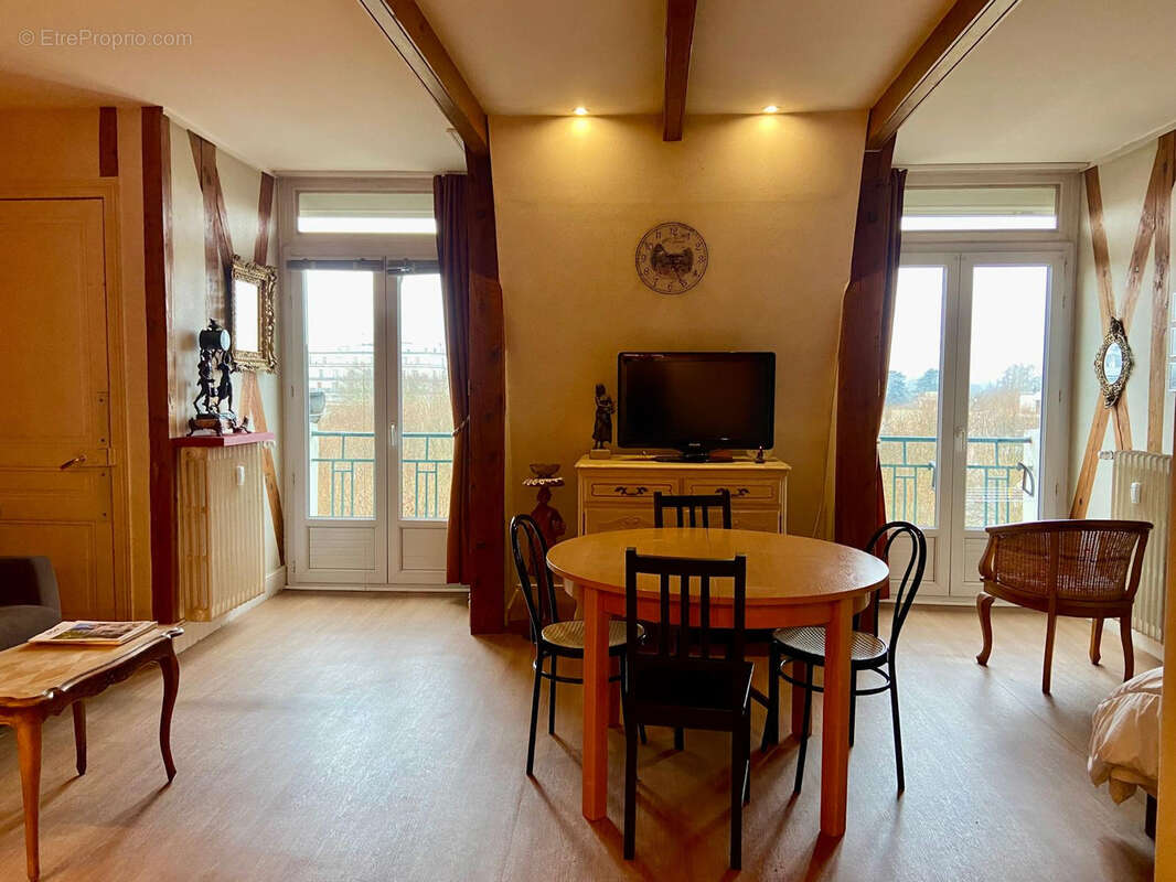 Appartement à VICHY