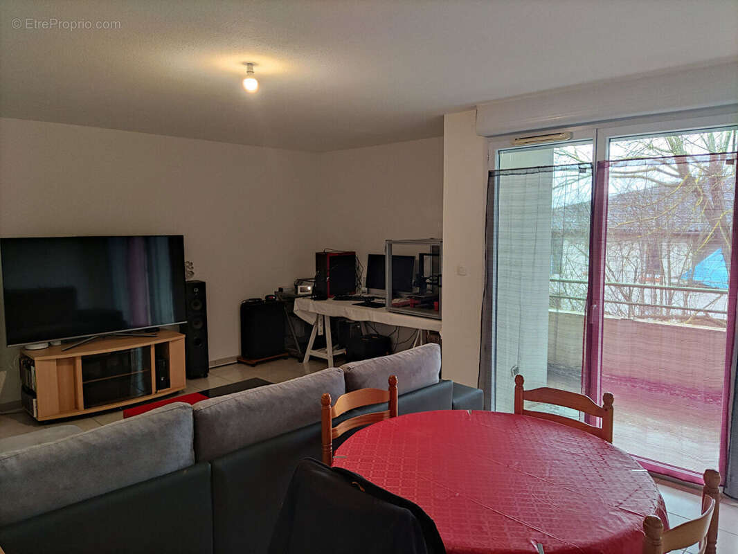 Appartement à VERDUN-SUR-GARONNE