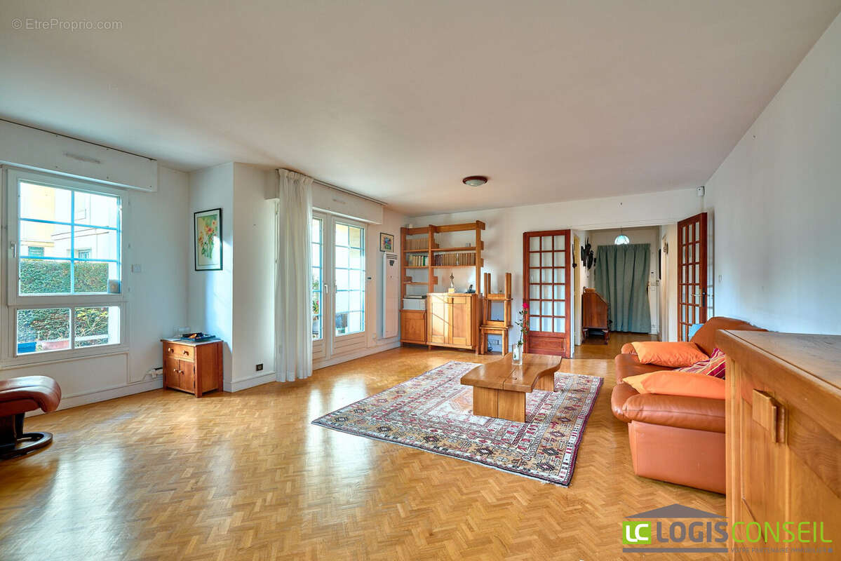 Appartement à CHATILLON