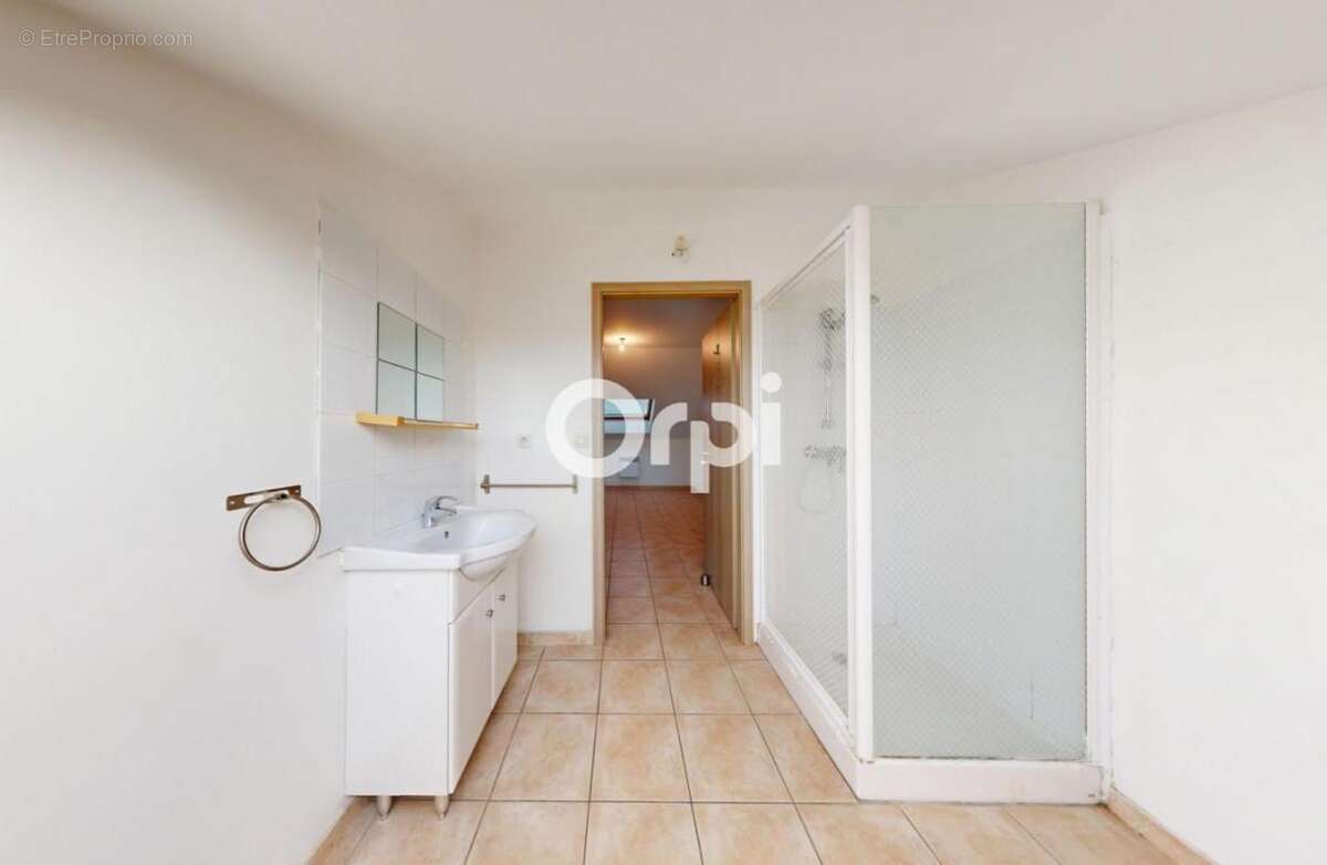 Appartement à RUOMS