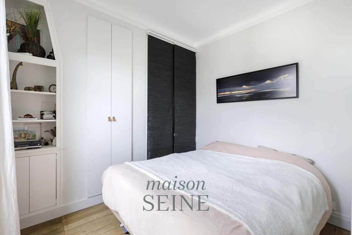 Appartement à NEUILLY-SUR-SEINE