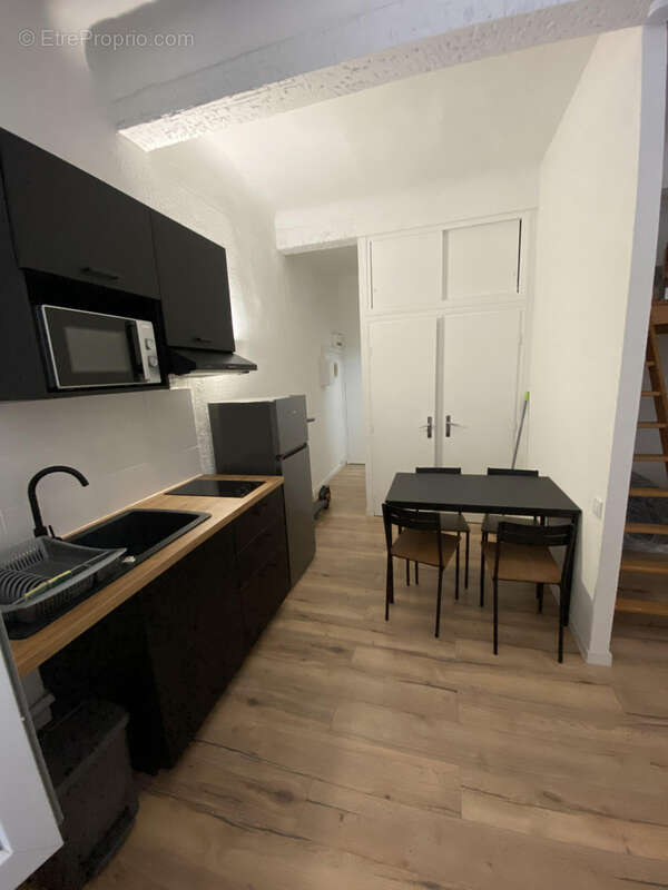 Appartement à MARSEILLE-2E