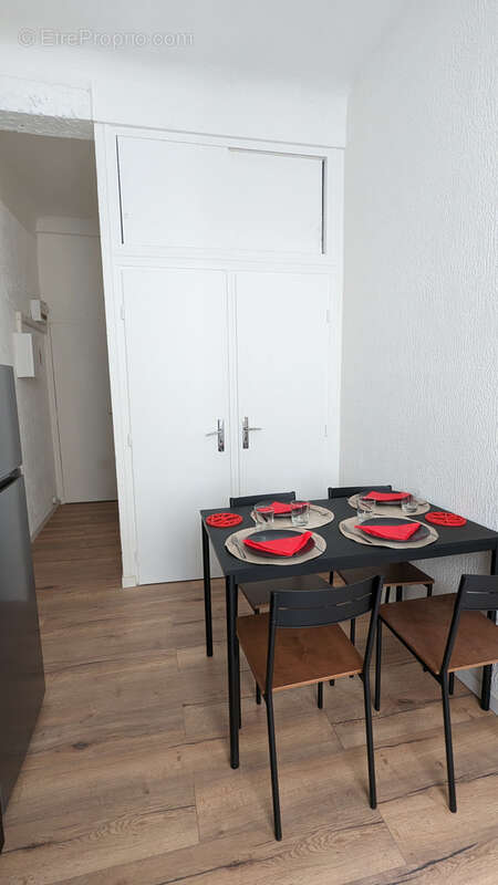 Appartement à MARSEILLE-2E