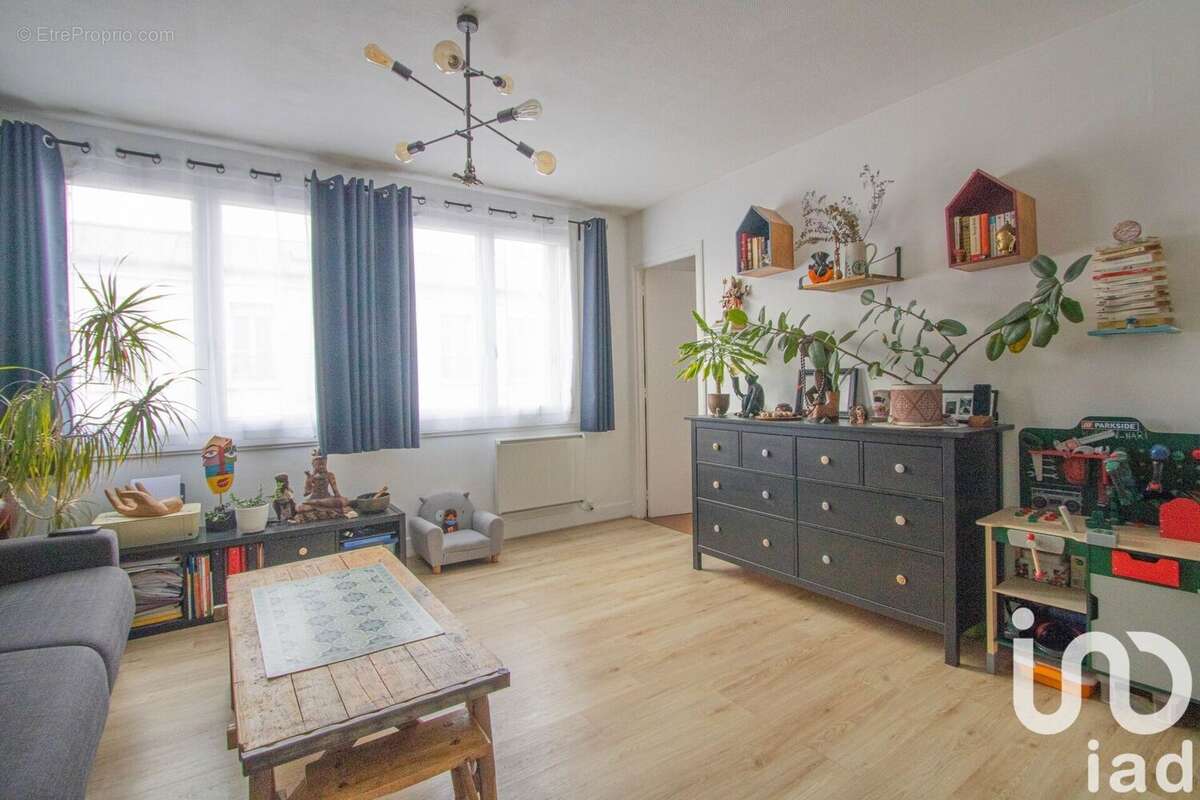 Photo 3 - Appartement à SAINT-DENIS