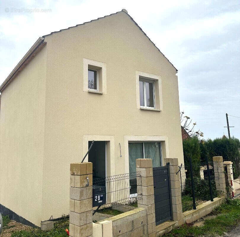 Maison à VILLIERS-SUR-MORIN